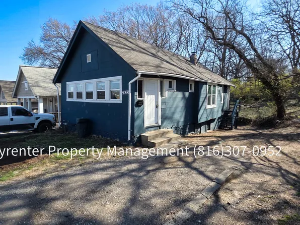 2923 Jackson Ave, Kansas City, MO 64128