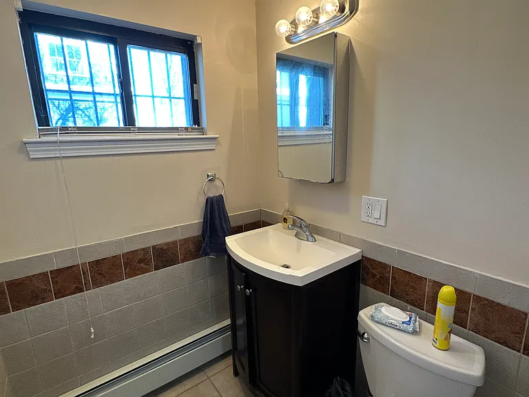 435 Walnut Ave #A — Photo 12
