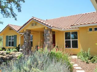 6474 Alta Pradera Ln, Atascadero, CA 93422