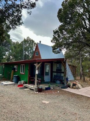14 Bobolink Ln, Tijeras, NM 87059