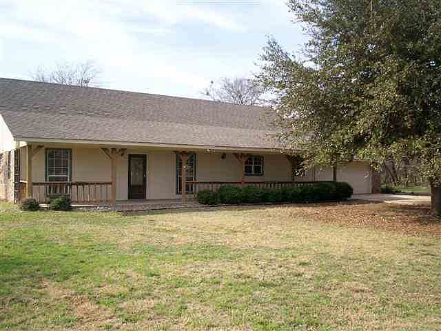 1st image of 235 White Brush Dr #1