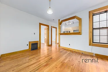 Rented by Rennit Inc.