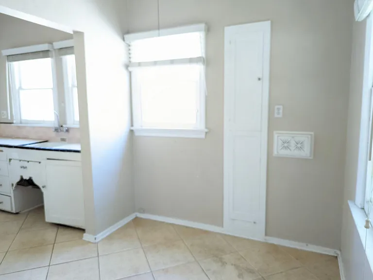 384 Tremont Ave #104 — Photo 8