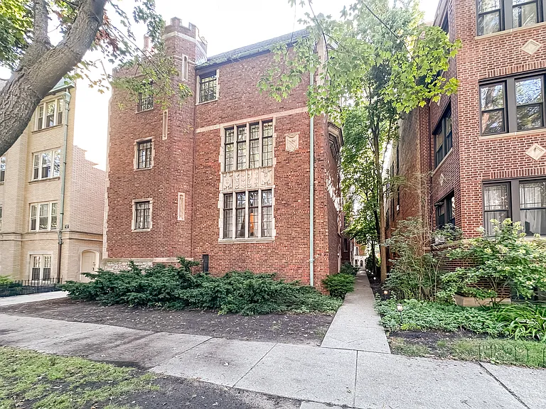 815A Forest Ave #1 — Photo 18
