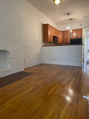 2nd image of 62 W 91st St APT 2