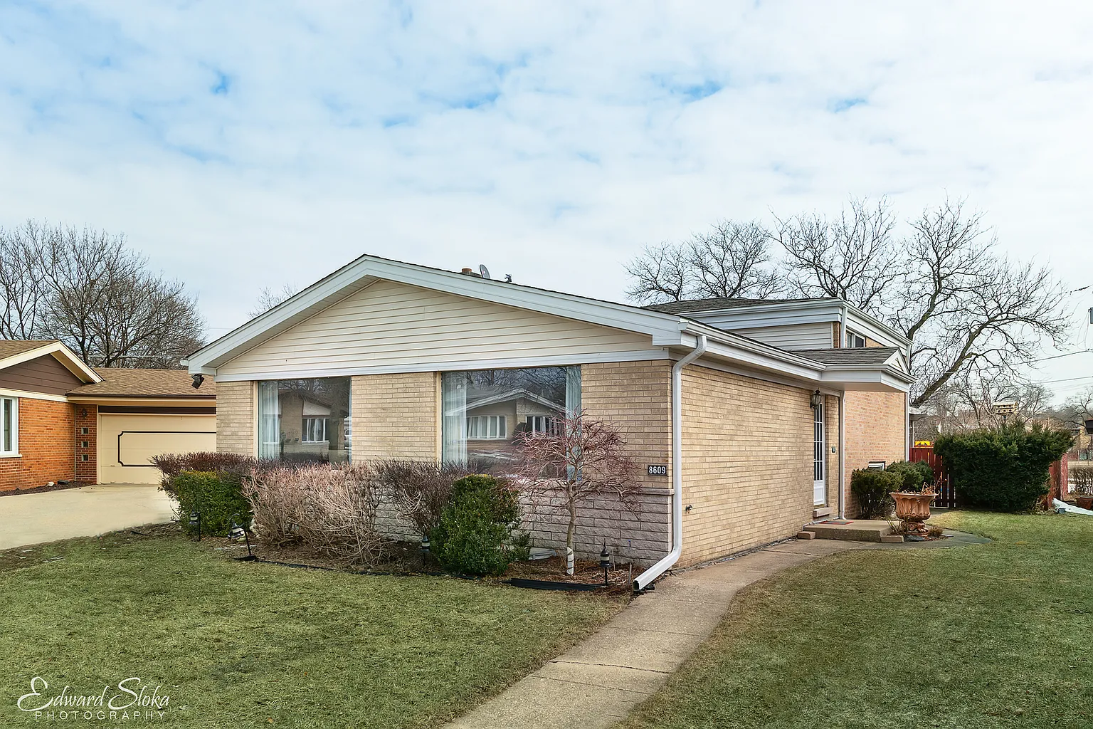 8609 Lillibet Ter photo 1