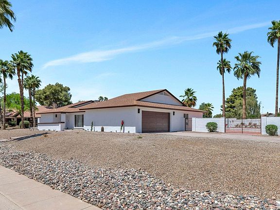 2nd image of 5832 E WINDROSE Drive