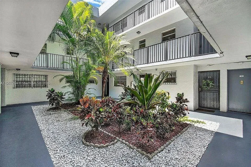 2496 SW 17th Ave #5205