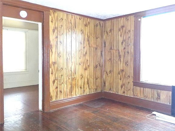 4th image of 30 Churchlea Pl