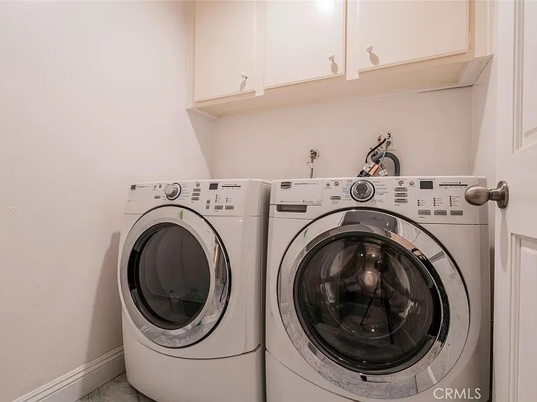27061 Esward Dr — Photo 15