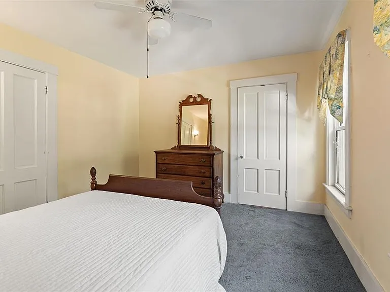 20 Stark Ave — Photo 24