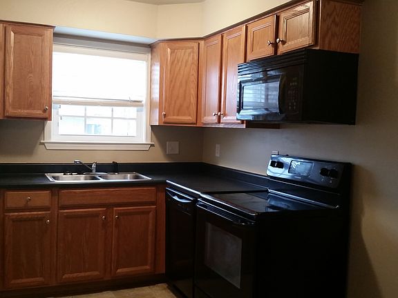 5th image of 602 Day Ave SW APT 17