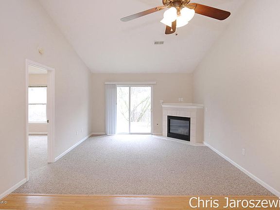 4th image of 4220 Peak Ln NE #5