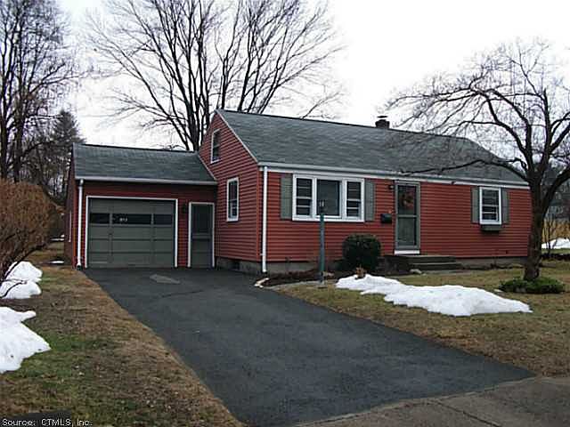 1st image of 44 Crescent Dr