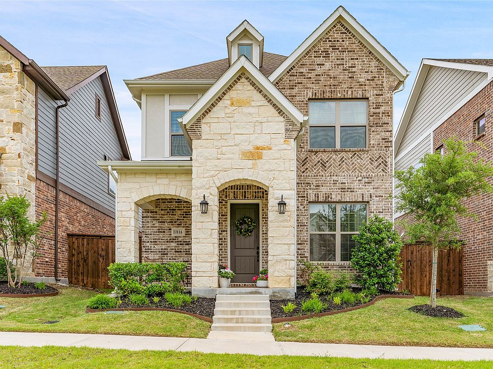 1st image of 1816 Roundtree Cir W