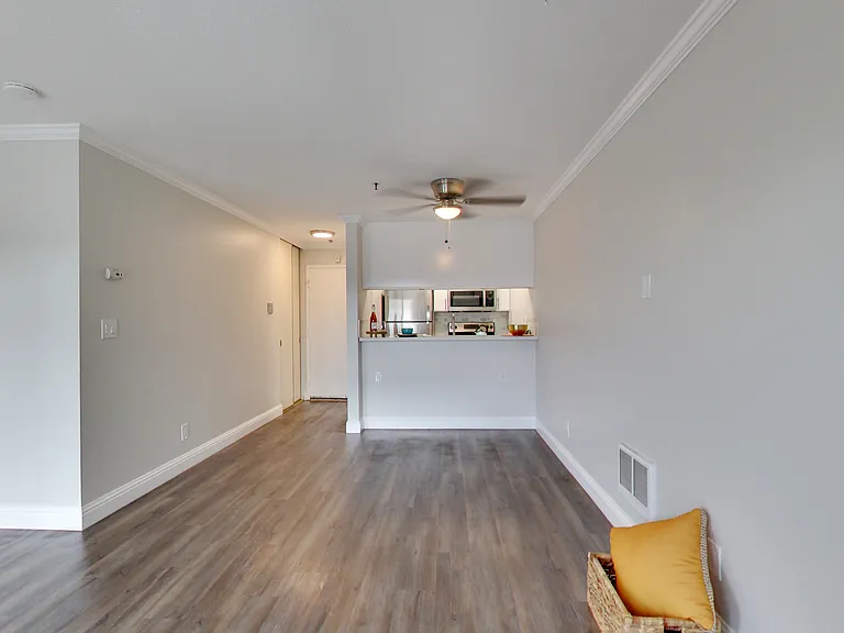 378 Van Buren - Renovated 2bed and 1bed units - Beautiful Building! — Photo 19