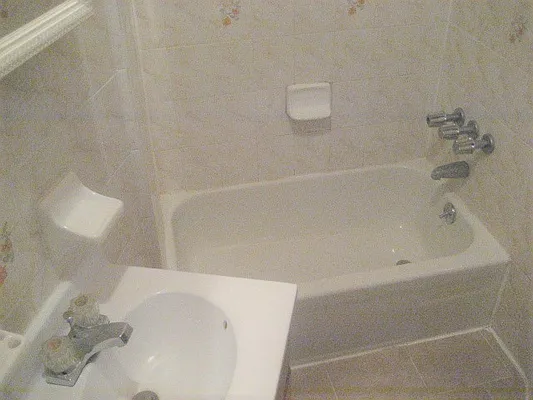 Rented by The Hamilton Group | media 8