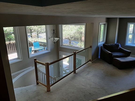 4th image of 1001 Old Bridge Ln Unit 1001