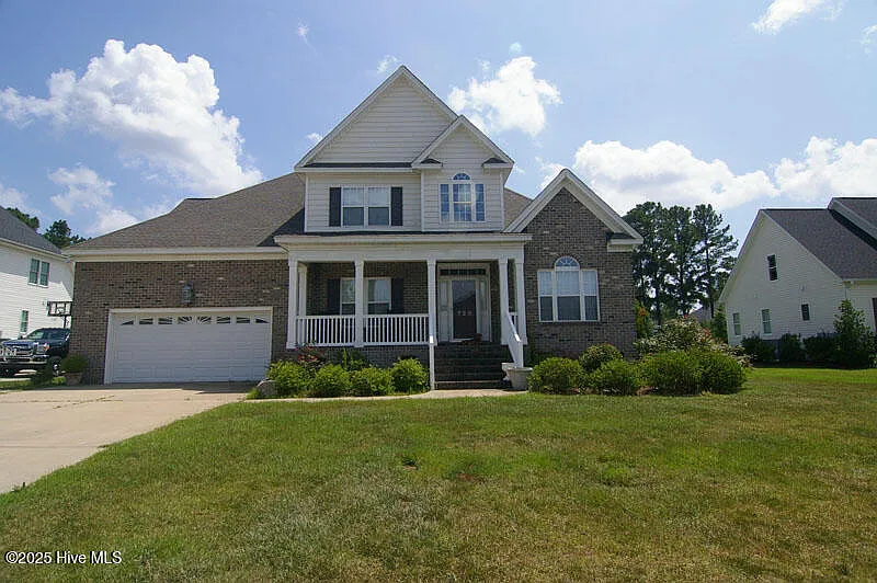 720 Stillwater Dr