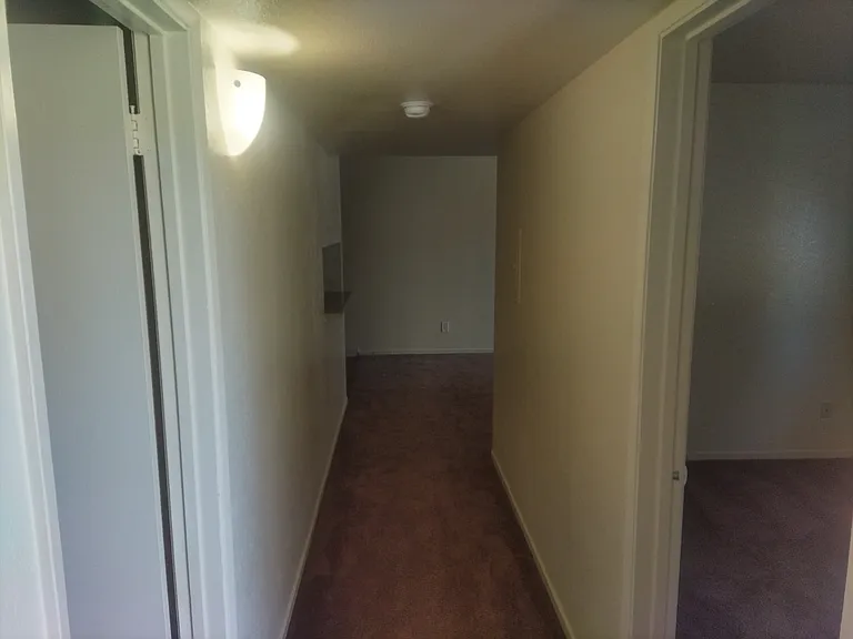Villa Serena Apartments — Photo 17