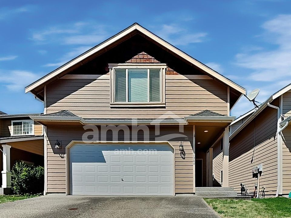 1st image of 11307 182nd St E