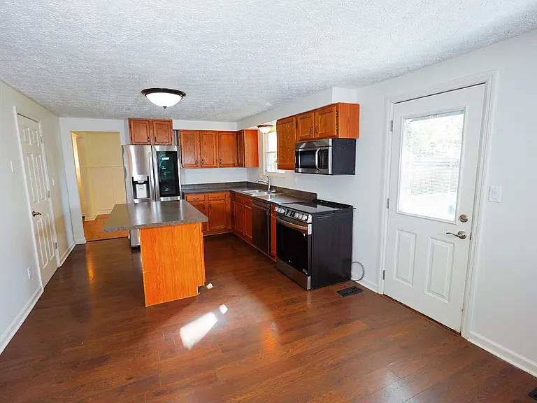 8711 Blessing Dr — Photo 13