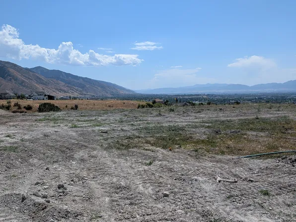 1110 E 100 S, Hyde Park, UT 84318