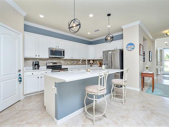 4th image of 6139 GRAND CYPRESS BOULEVARD