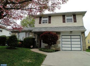 9812 Walley Ave, Philadelphia, PA 19115