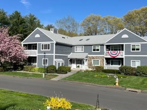 201 Windgate Circle #A, Monroe, CT 06468