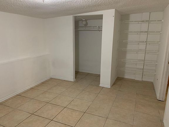 5th image of 338 N Buena Vista Ave