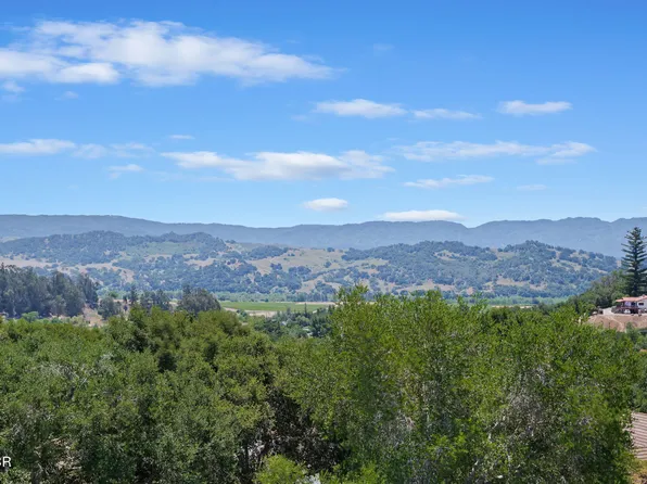 676 Hillside Dr, Solvang, CA 93463