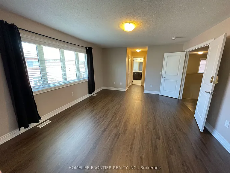8 N Jericho Ave — Photo 10