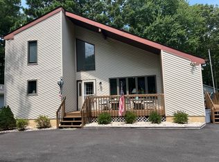 10 Catalpa Ln, Ocean Pines, MD 21811