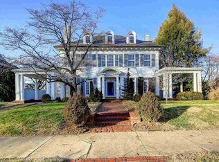 1250 Kanawha Ter, Huntington, WV 25701