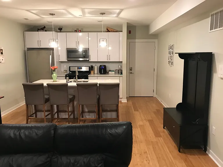 1711 Fairmount Ave #5 — Photo 2