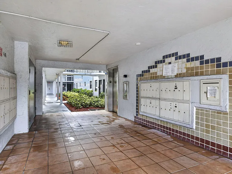 1900 N Congress Ave #201 — Photo 30