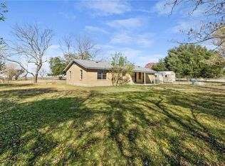 280 County Road 367, Taylor, TX 76574