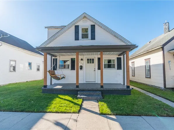 217 3rd St, Piqua, OH 45356