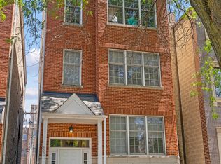 3251 N Racine Ave #3, Chicago, IL 60657