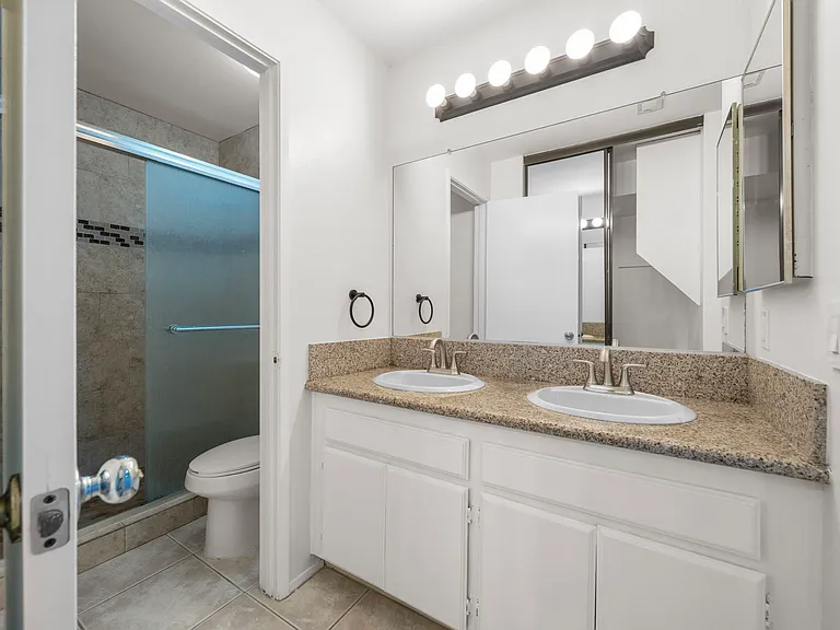 9424 Twin Trails Dr #103 — Photo 21