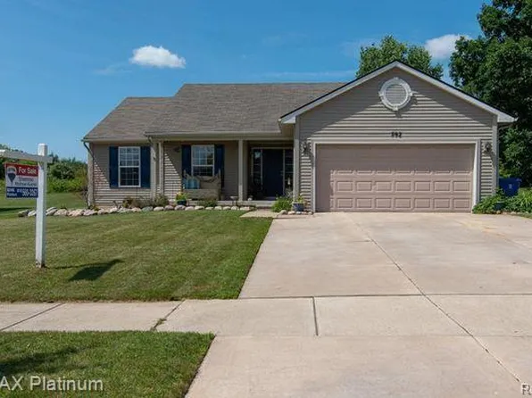 792 Glenlivet St, Howell, MI 48843