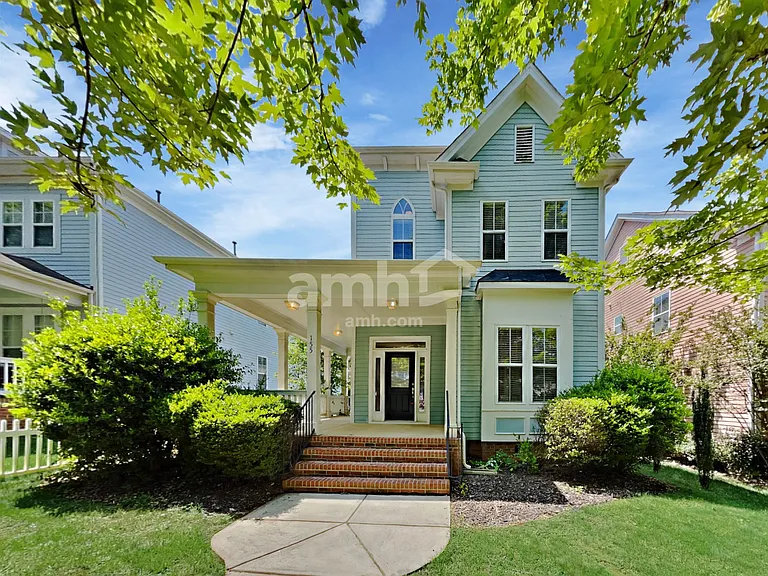 155 Water Oak Dr — Photo 1