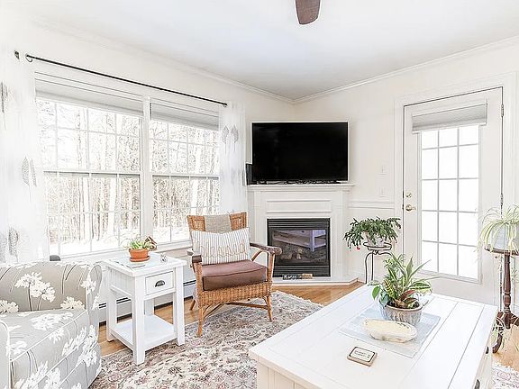 Sitting area with cozy, propane fireplace