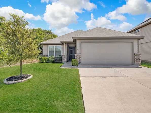 2441 Bear Oak Dr, Fort Worth, TX 76123