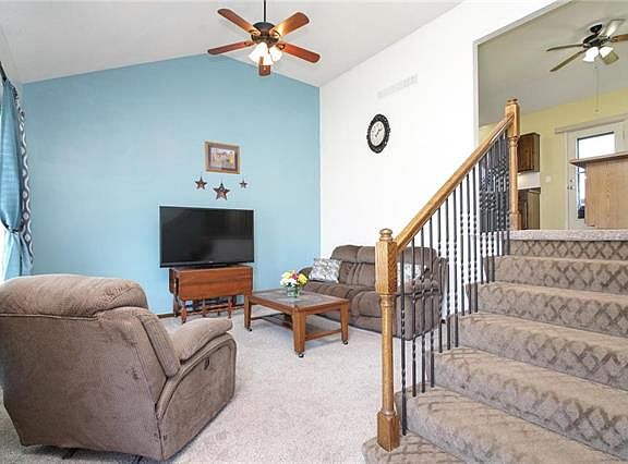 4th image of 705 N Olive St