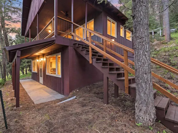 9791 Highway 55, Cascade, ID 83611