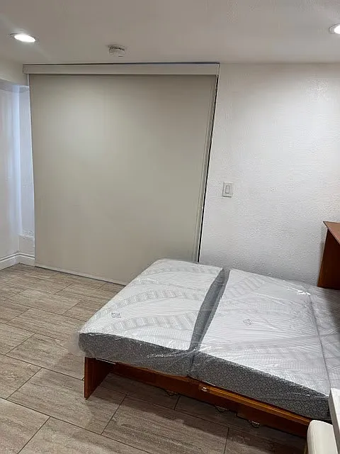 Studio, 300 sqft, $2,300 — Photo 2