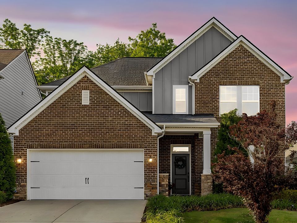 1st image of 210 Woodhall Ct