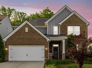 210 Woodhall Ct, White House, TN 37188
